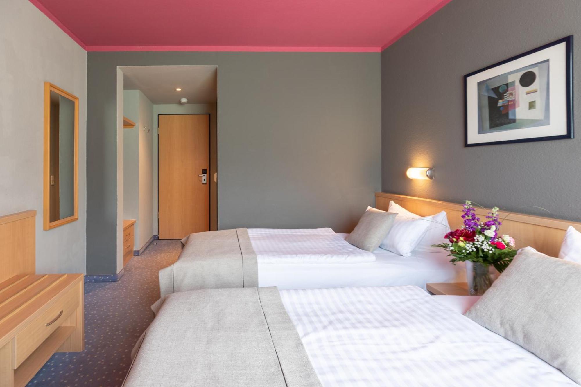 Garner Hotel Cottbus Sued By Ihg Exterior foto