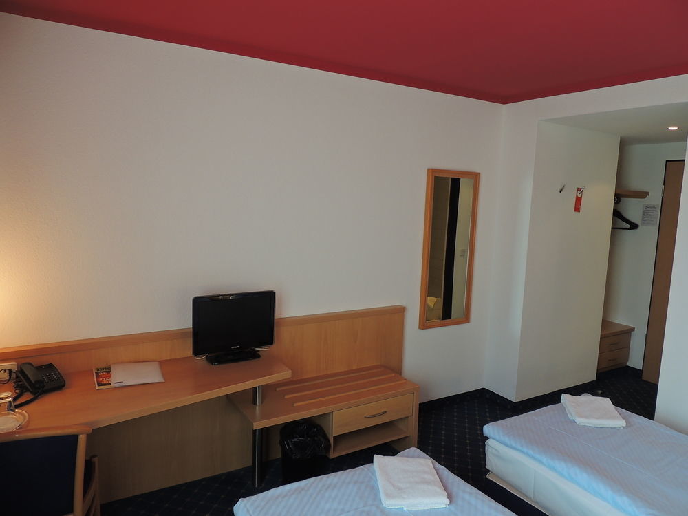 Garner Hotel Cottbus Sued By Ihg Exterior foto